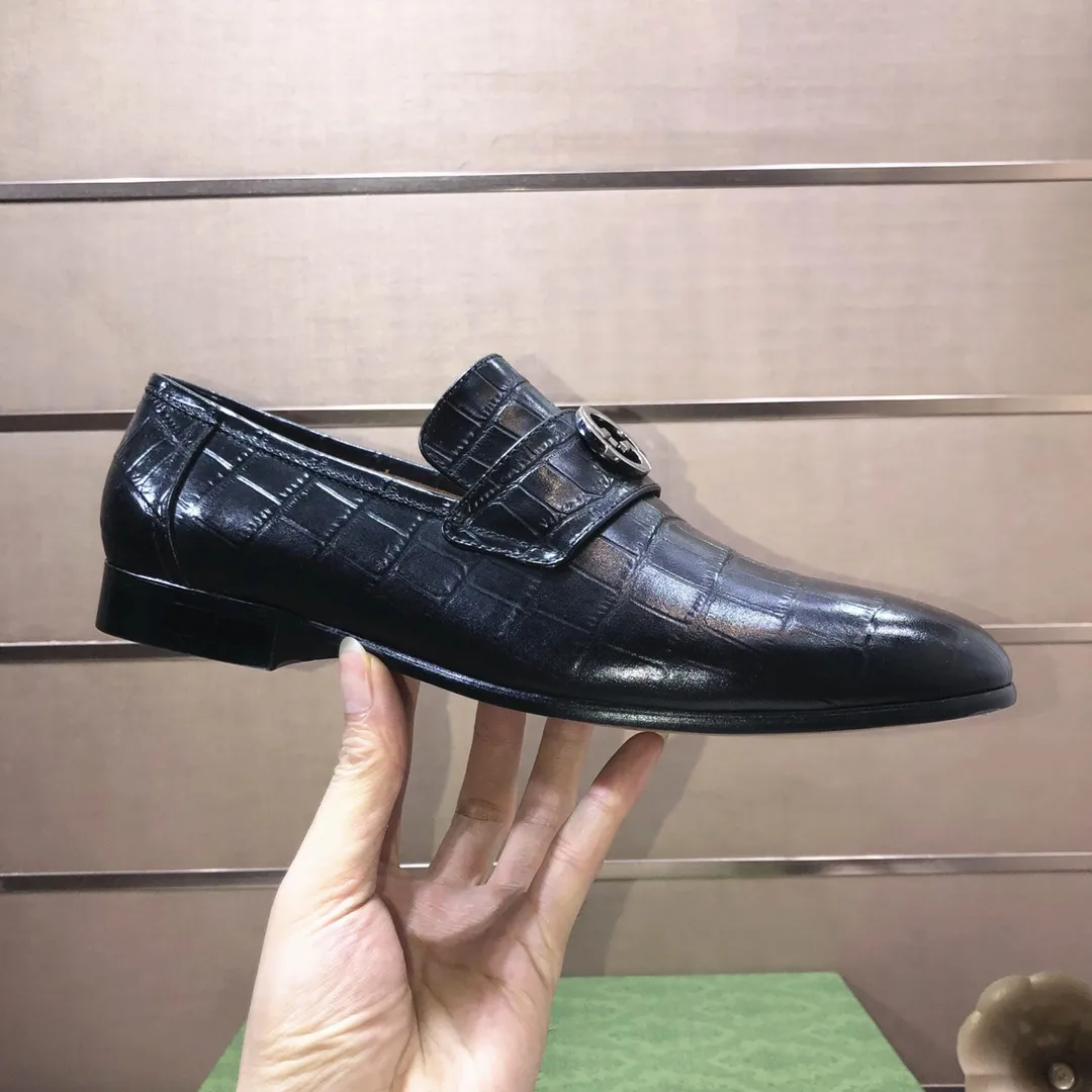 Men's shoes 💰580💰[GUCCI—Gucci] The latest high-end version of Gucci. Official website new model. Available at the same time at counters, the uppers are made of original cowhide imported from Italy/matched with the original special material splicing design concept; "highlight, high-end, grade, extravagance" and exquisite workmanship (original mesh fabric) sole: original factory special outsole size (38-45) (custom-made 45 non-returnable)